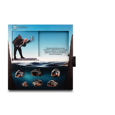 Schiebekarte mit bewegter Rechtsanwälte